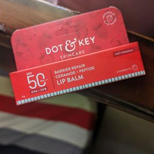Dot & Key SPF 50 PA+++ Lipbalm Shade: Red Romance