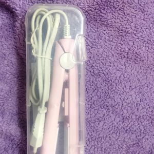 Mini Hair Straightner Pink