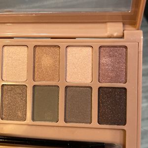 The Blushed Nudes Maybelline Eyeshadow