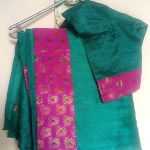 🥳🥳Combo Of 5 Sarees 😍😍Grab It All