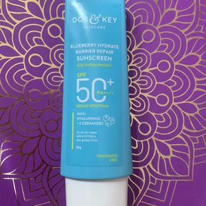 DOT & Key Blueberry hydrated Barrier Repair