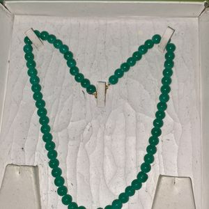 Green Moti Necklace