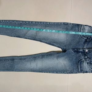 Jeans With Beautiful Waist Design