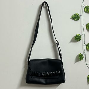 Black Side Bag