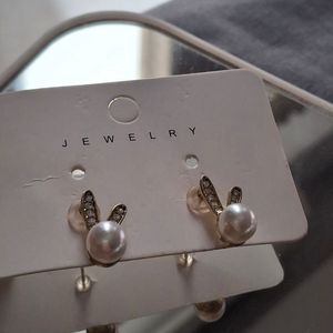 Bunny Pearl Earrings