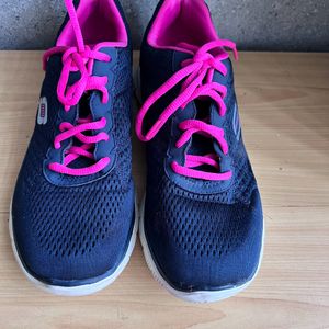 Skechers WOMAN SPORT SHOES -  78% Off