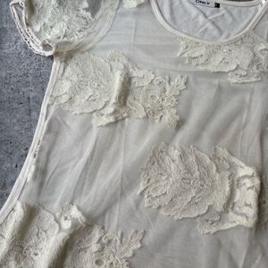 Only Lace Off-white Top