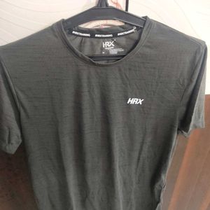 Hrx Tshirt For Men - M Size