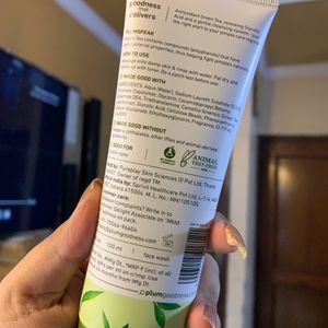 Plum Green Tea Pore Cleansing Face Wash