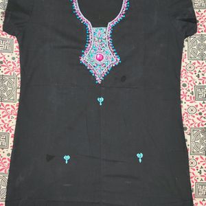 Straight Cotton Kurta, Women's Embroidery Kurta
