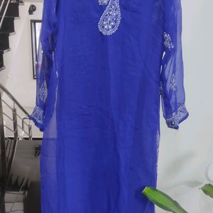 Hand Embroide Chikan Kurti Set , With Mirror Work