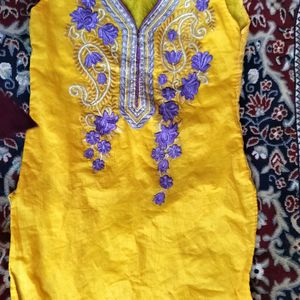 Yellow Sleeveless Kurti