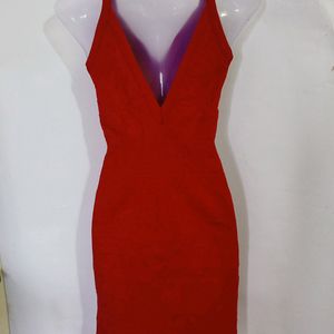 RED BODYCON DRESS