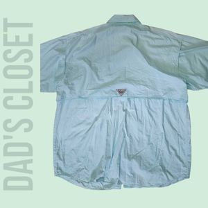 Columbia half-sleeve shirt in vibrant cyan, XL