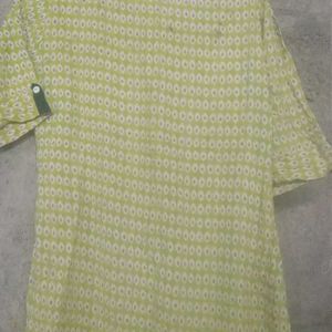 Beautiful Green Girls/Women Short Kurti