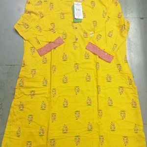 Yellow And Cream Straight Cotton Blend Kurti