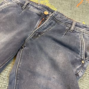 Single used grey Jeans in New condition