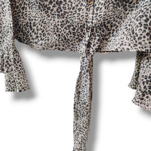 Zoya Fashion Leopard Printed Crop Top (Women)