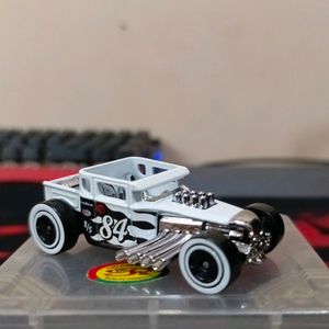 Hot Wheels Treasure Hunt