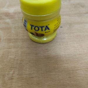 Tota brand Chandan paste