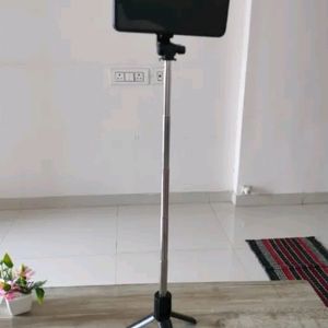 Selfie Stick Tripod