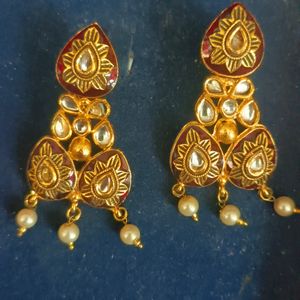 Golden Polished Kundan Neckless Set