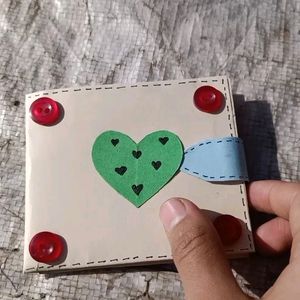 A Paper Wallet Strongly Handmade