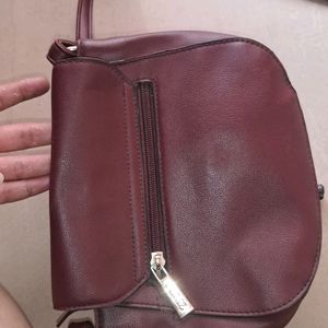 ❤️Branded Cute Wine Colour Sling Bag,❤️