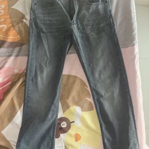 Levis Stretchable Slim Jeans OG