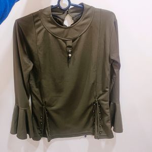 OLIVE GREEN STRETCHABLE TOP