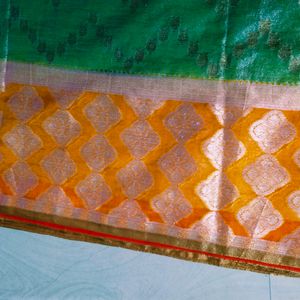 Smoth Tissue Full Shinning Saree