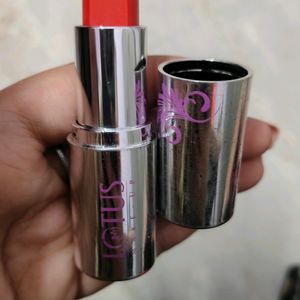7 Lotus Lipsticks In Price Of 1