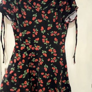 Brand New Dorothy Perkins Fit N Flare Dress