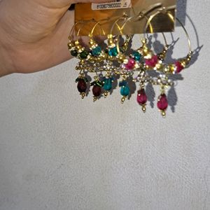 Shiny Dangling Pair Of Earrings (Pink)