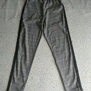 Checked Casual Pants