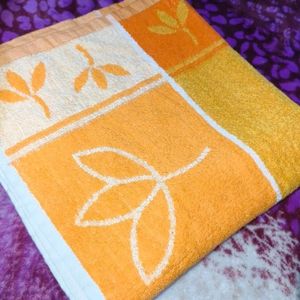 Bathing Towels With Different Colours & Designs