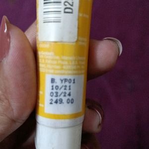 Seal Packed Yellow Primer By Nybae