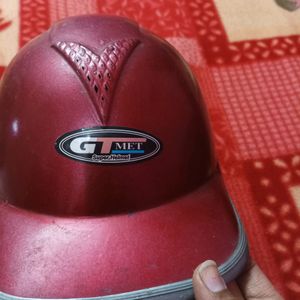 Helmet  Red Clour