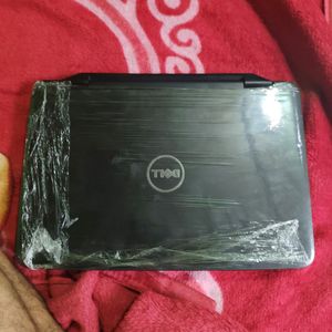 Dell Vostro 8 Ram / 120 SSD