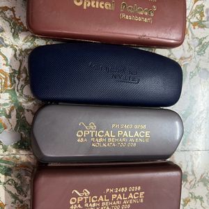 All Speectacle plastic cases for Rs 50