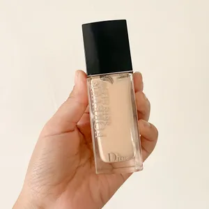 Dior Forever Skin Glow Foundation