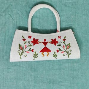 Trandy Tribal Embroidered Handbag For Women's