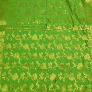 Banarsi Silk Parrot Green Dupatta💚💚💚