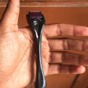 DERMA ROLLER FOR MEN TO MAINTAIN GOOD HAIRLINE