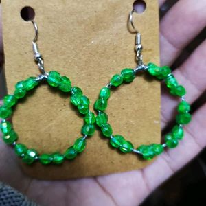 BEAD EARRING 💚