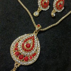 Gold With White and RedCrystal Stone Jewellery Set