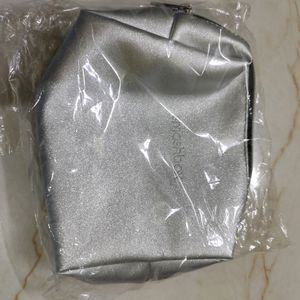 Smashbox Silver Pouch