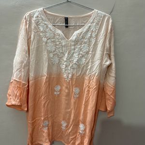 Chikankari short kurti