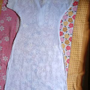 Lakhnavi Kurti