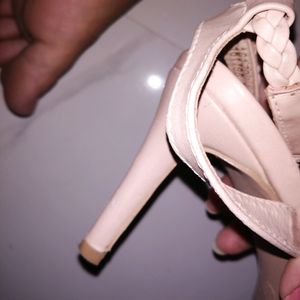 Dressberry Nude Heels